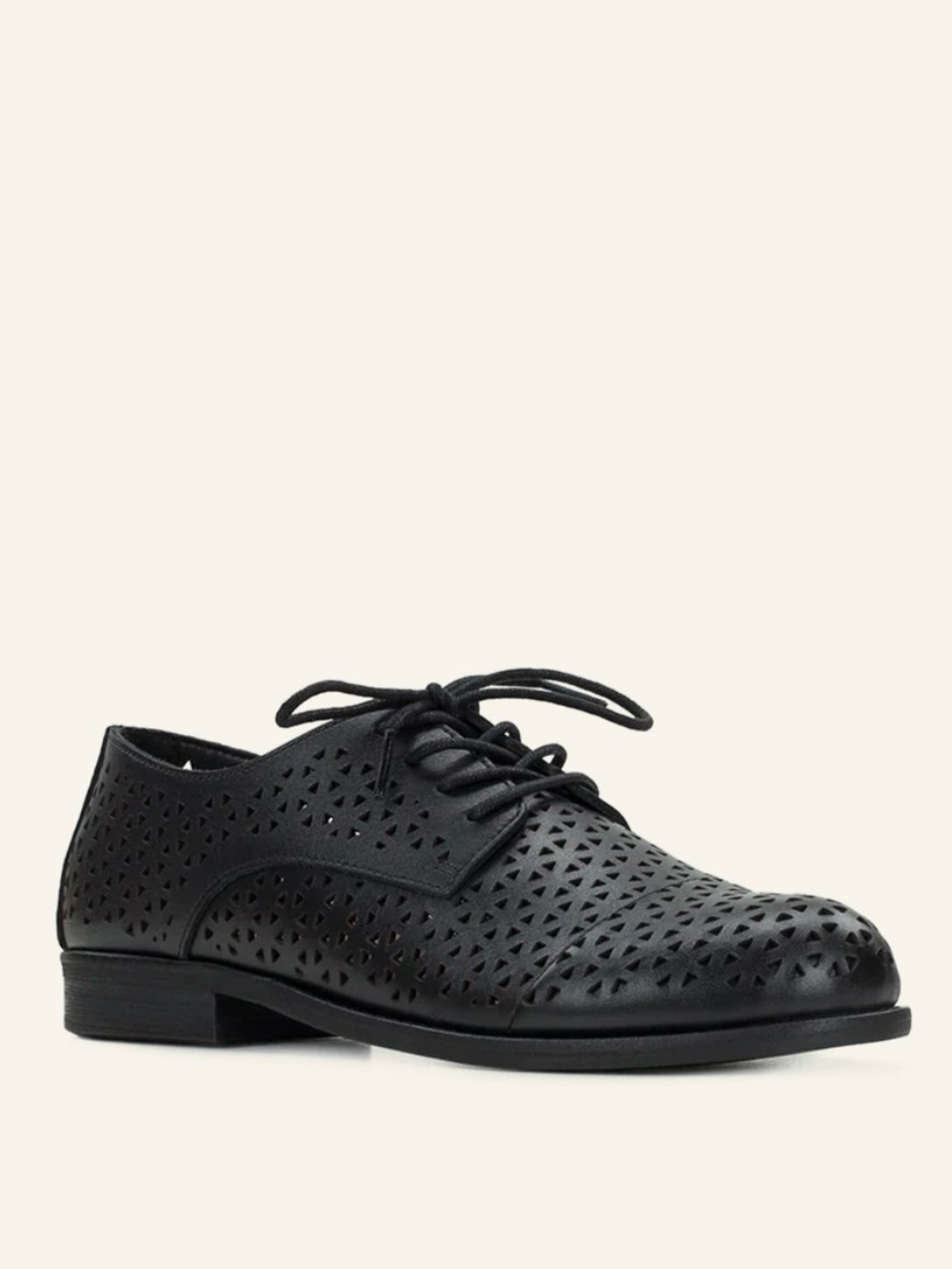 Patricia Nash 'Silvio' Perforated Black Leather Oxford Shoes, Women's US 8 EU 38